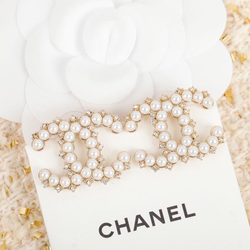 Ch**el earrings